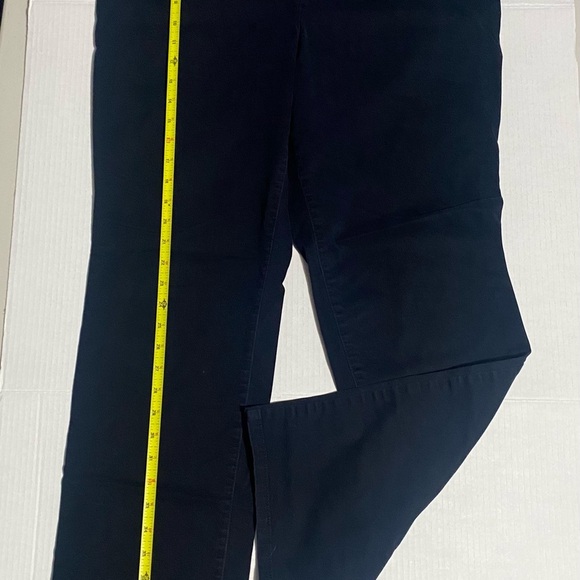 Gloria Vanderbilt Blue and Black Straight Leg Jeans - Picture 4 of 7